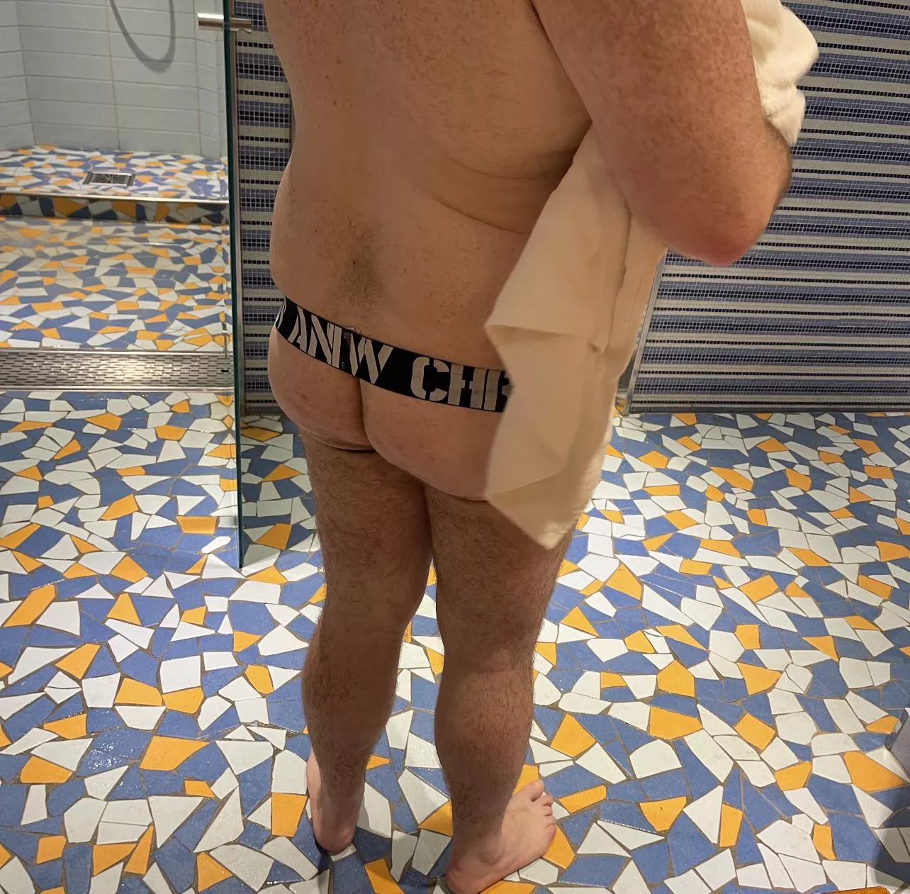 Want to fuck me in the spa locker room?💦💦🍑🍑 posted by husbearandbooboo