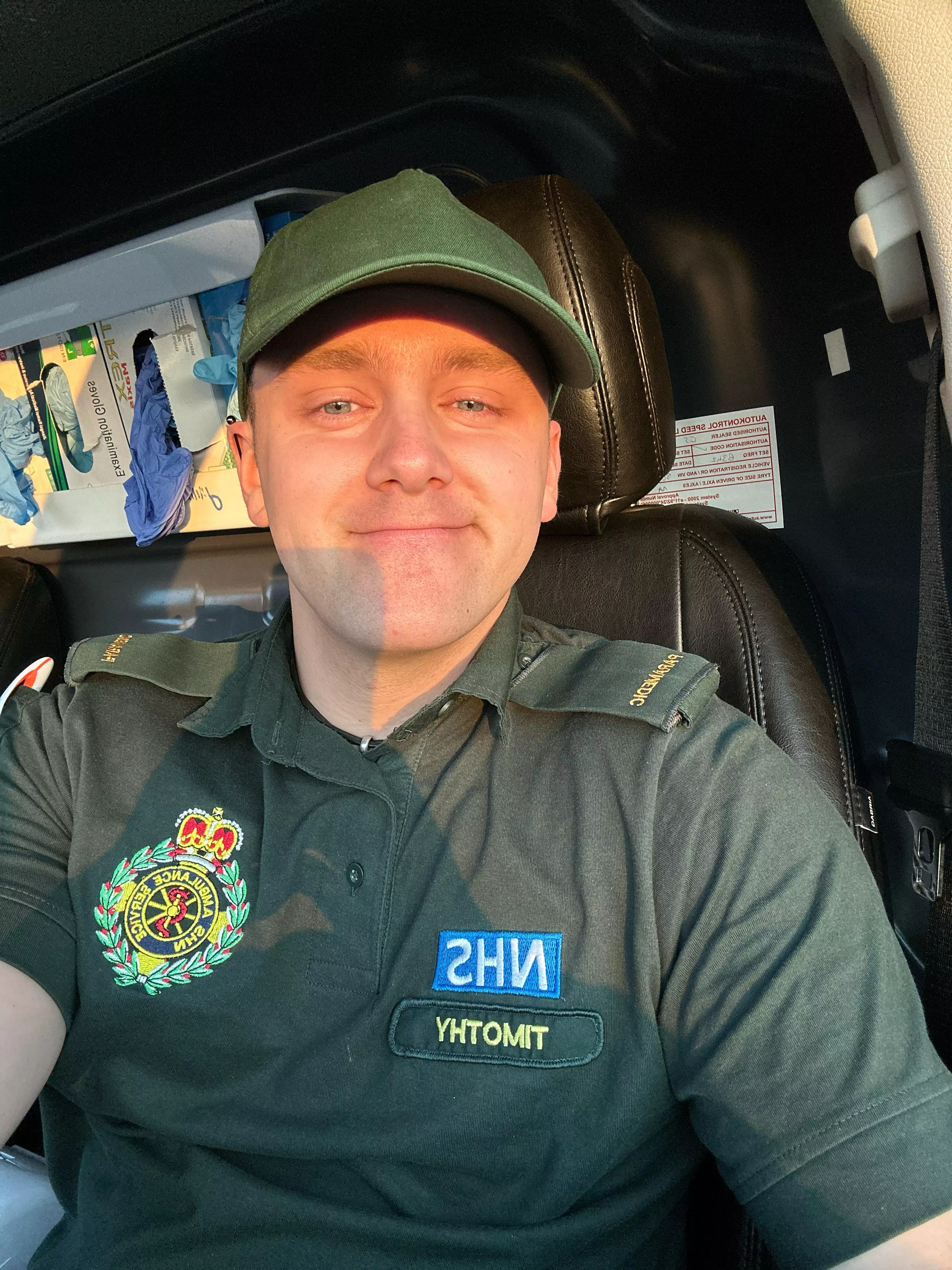 Where can I find someone to look at me like this? posted by Thatblokeingreen