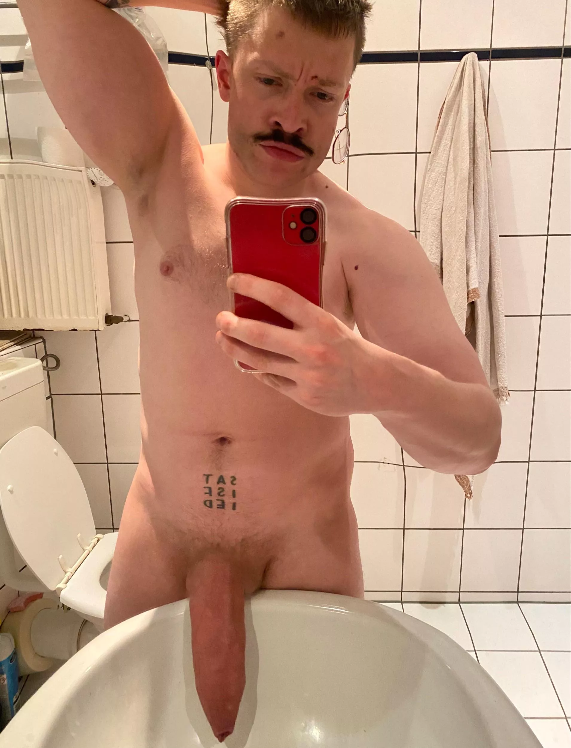 who wants that donkey dick? posted by mymassiveschlong