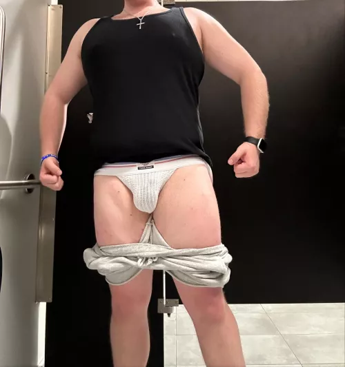 Workouts are always better in a jock 💪🏻 think any of my college bros know I’m wearing one in the gym? by jockstraps99