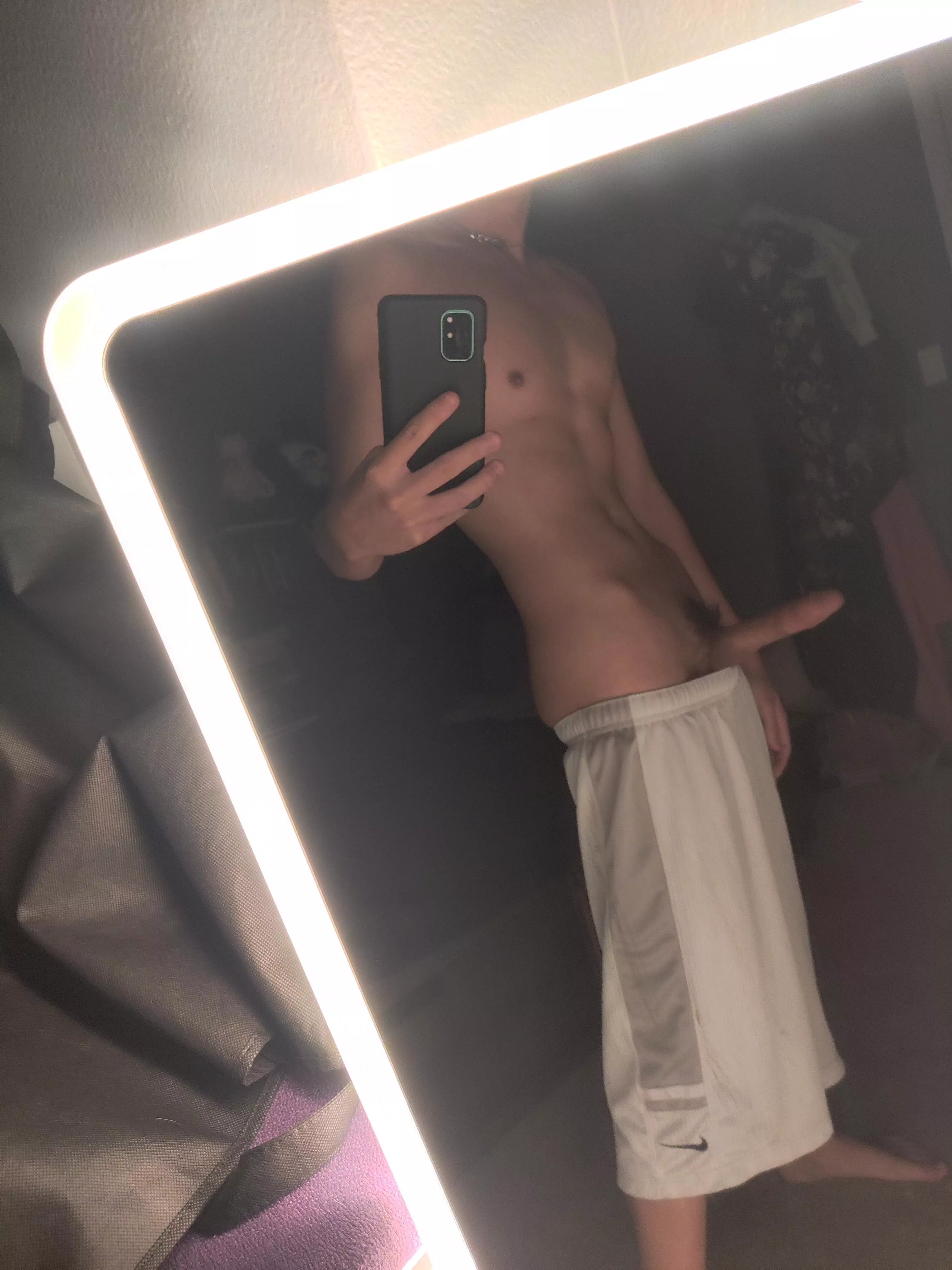 18 M U.S looking for similar dudes to jerk with Snap - zaakolb posted by Over_it2420