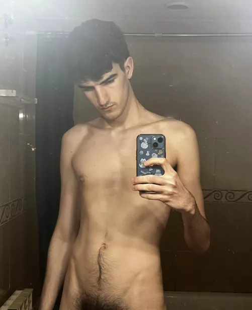 19yo boy looking for older dom by gayspanishboy