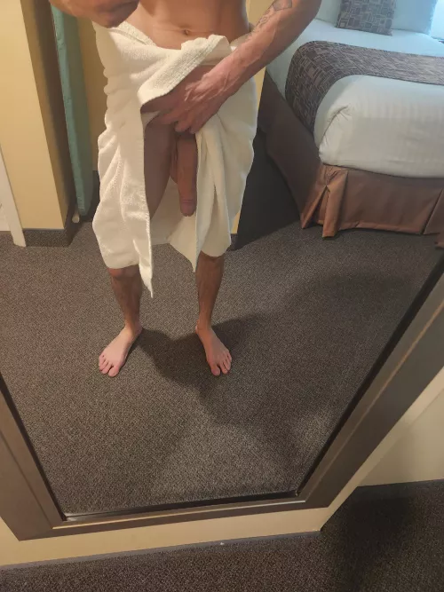 32 yr old hung bull for hotwife by CanSoldier