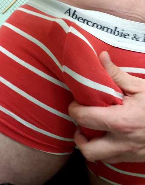 37m MA/NH, Experienced 3rd looking for fun new couples/hotwives by itwasntme2003