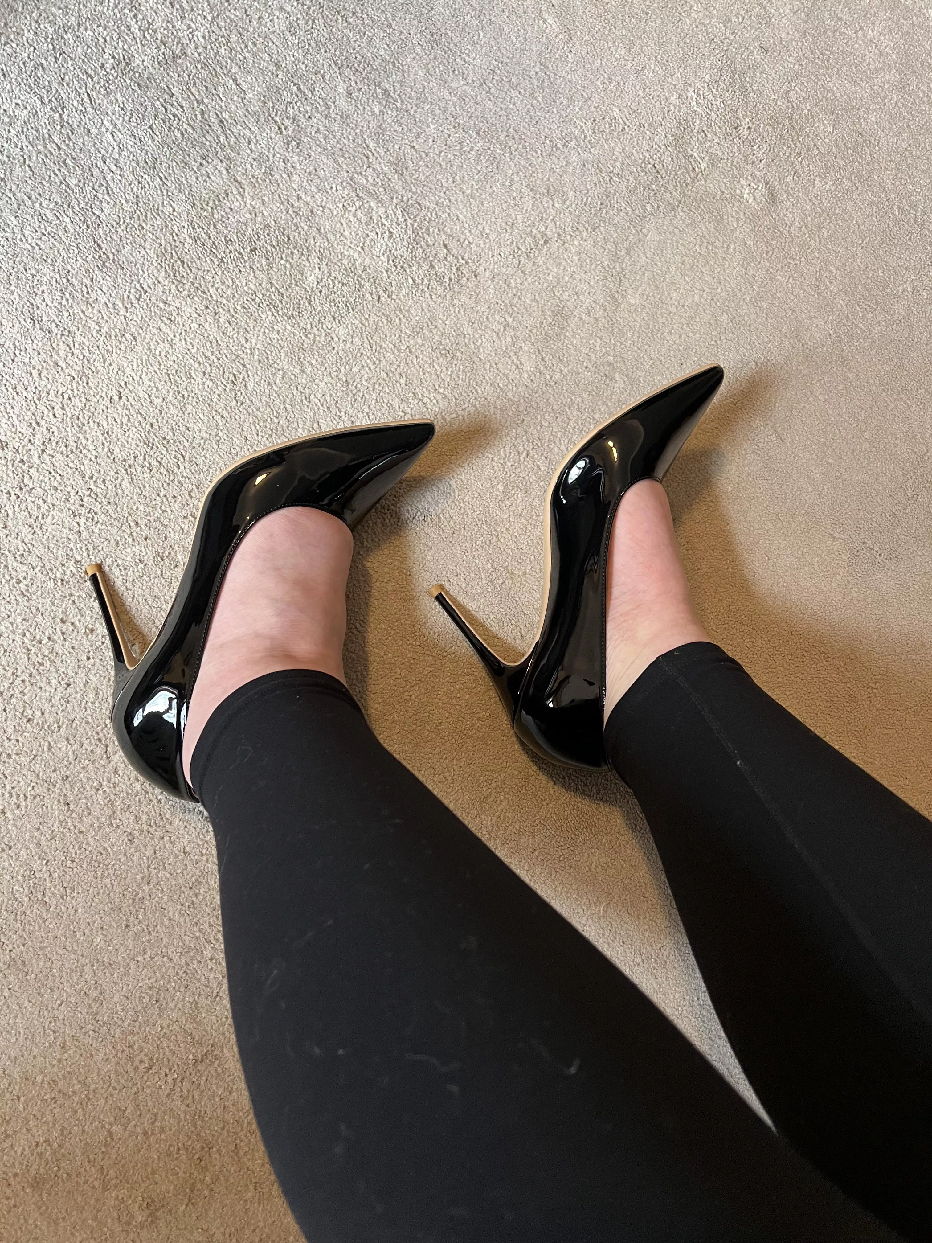 a simple black pair is so nice sometimes! posted by softy2023