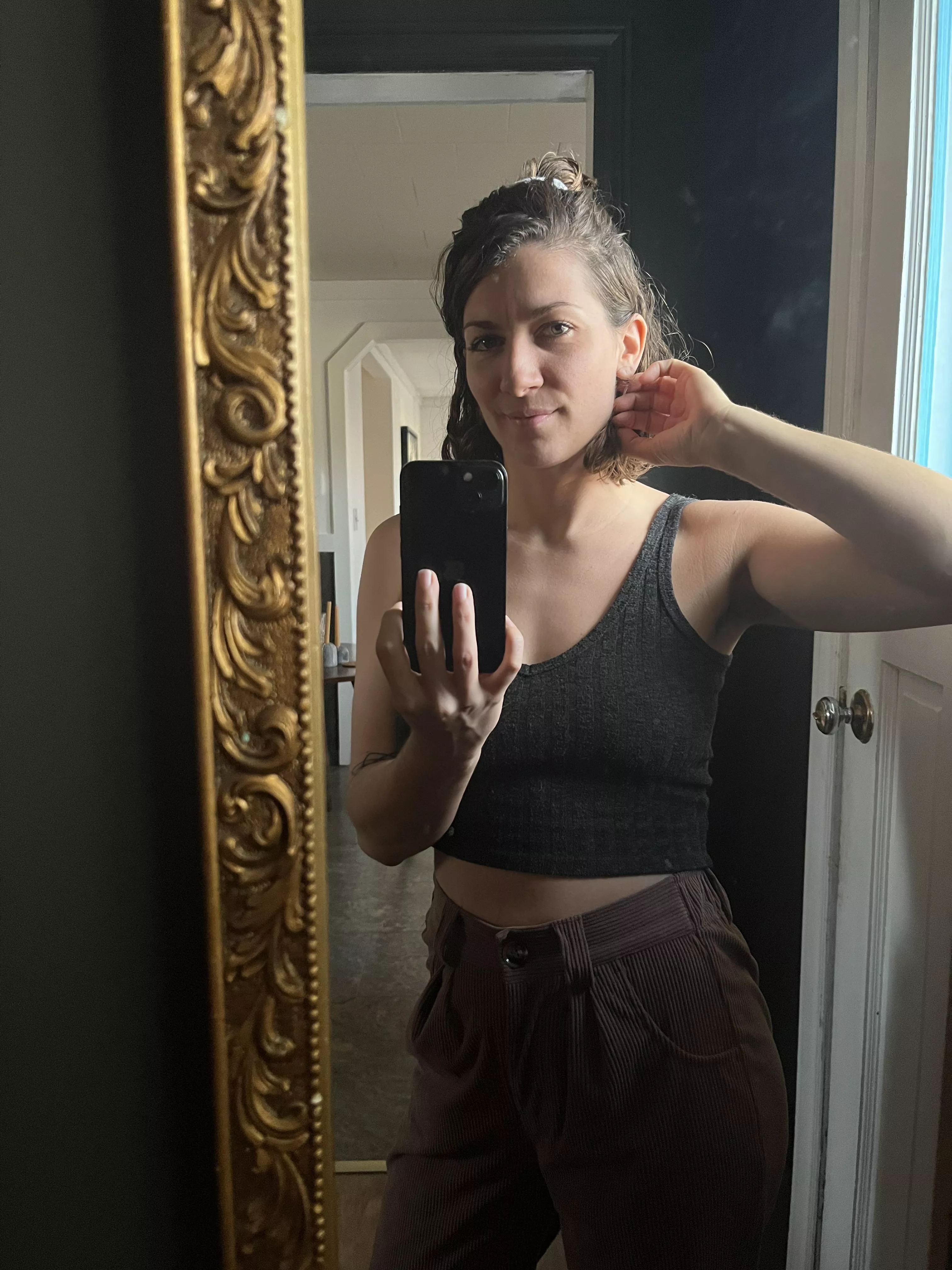 Afternoon light ✨ [f] posted by maplesyrup_girl