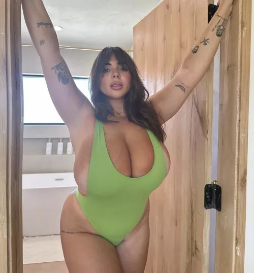 Beach day by Imaginary_Section24