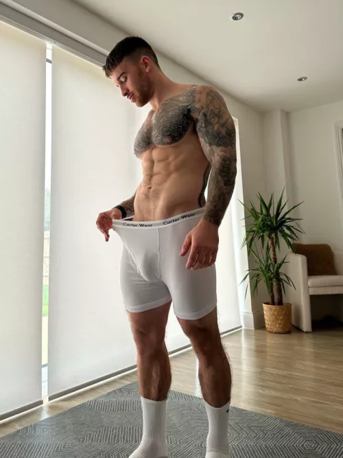 Been working on that V by Hatts_17