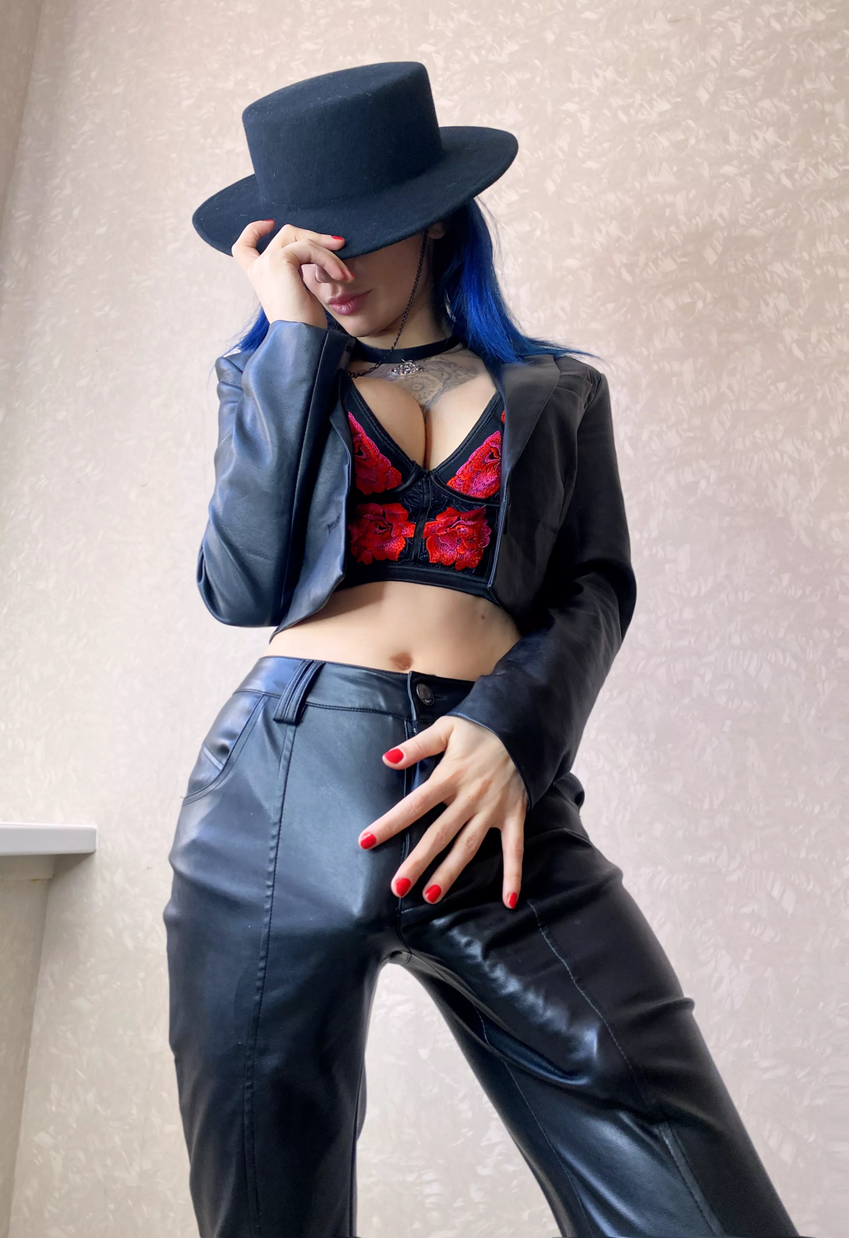 Deas my cock distract you from my boobs? posted by Loving_cutie