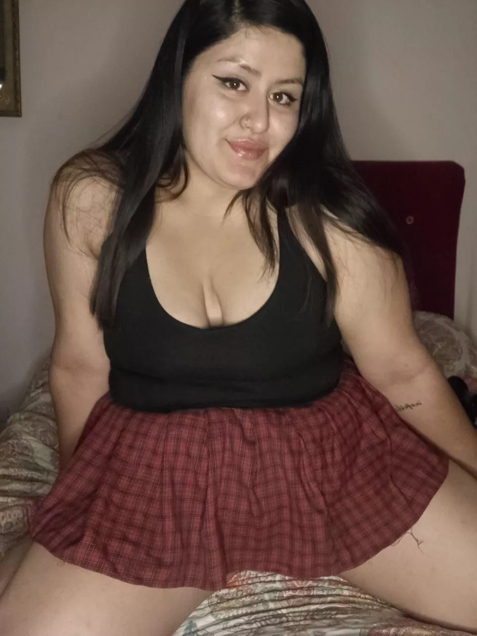 do you like my outfit? <3 posted by ladragonaa