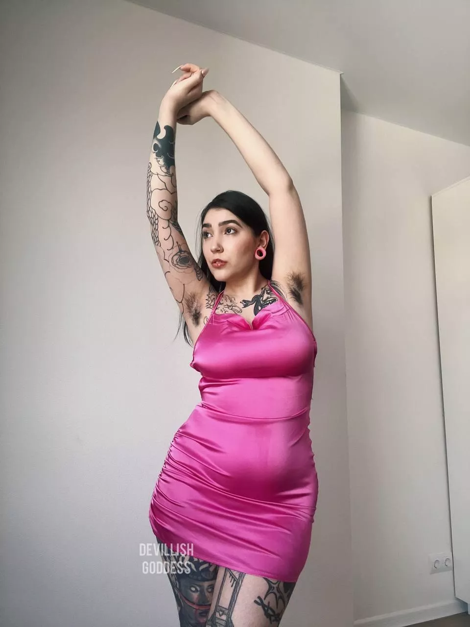 Do you like My super hairy armpits? posted by devillishgoddess