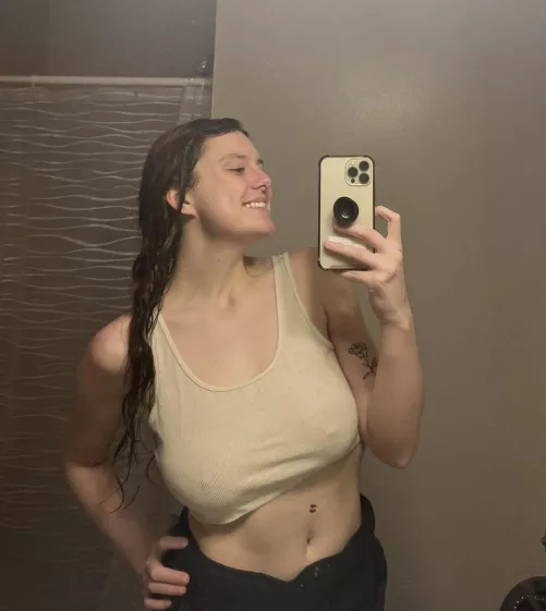 Do you like my top? 🙈 by marouabkt