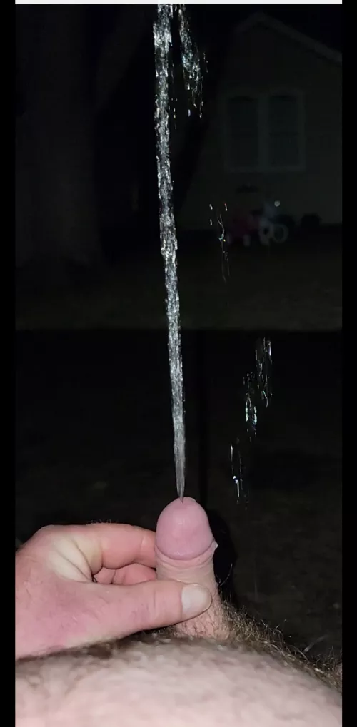 Drinking and ❄️ nite couldn't hold back sucks how small it gets on ❄️ by Express_Lime_1641