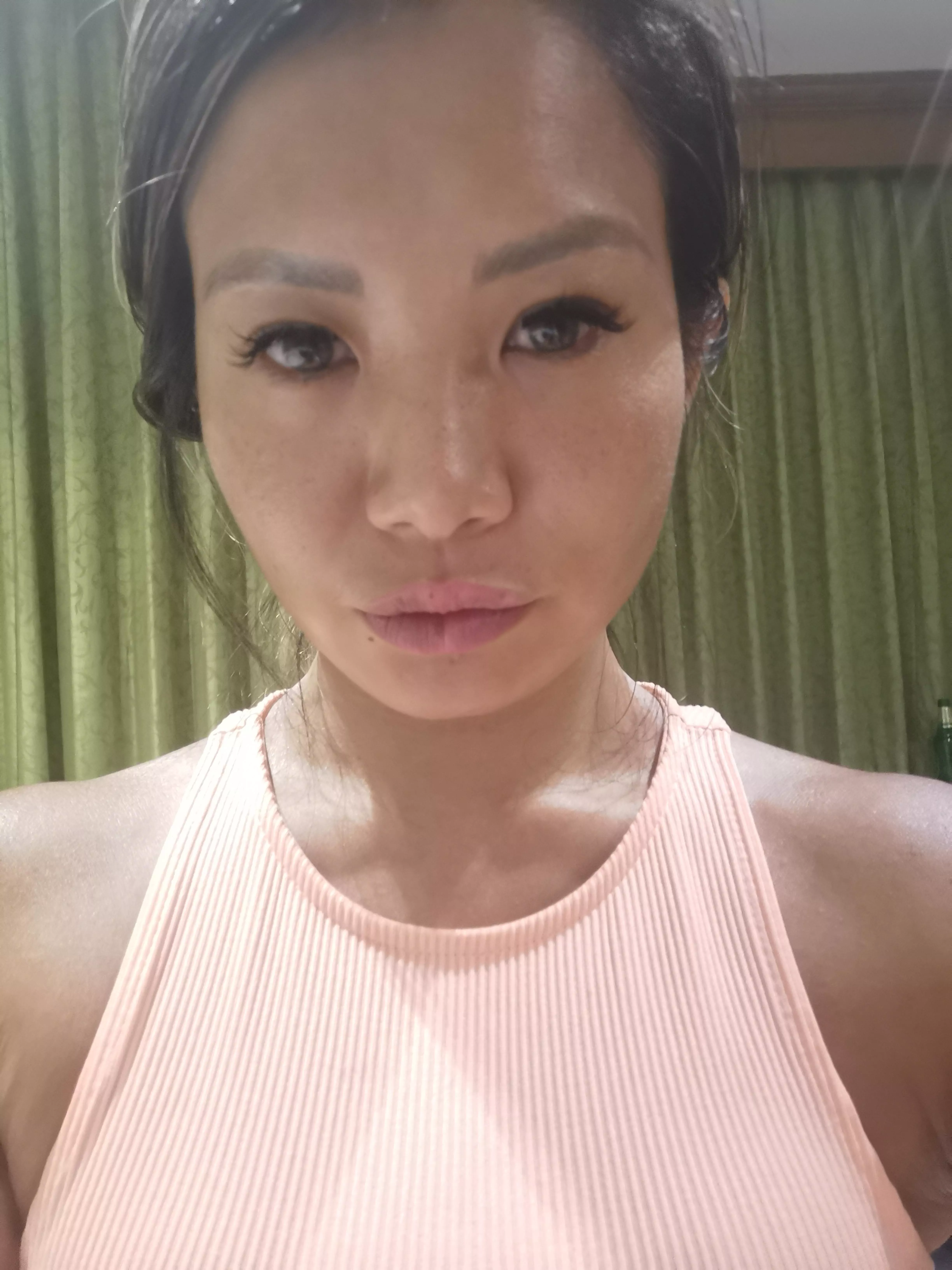 follow me pls @thisishellmel posted by Good-Manufacturer246