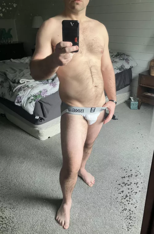 Found a good spot in the light by squeeze_my_squoze