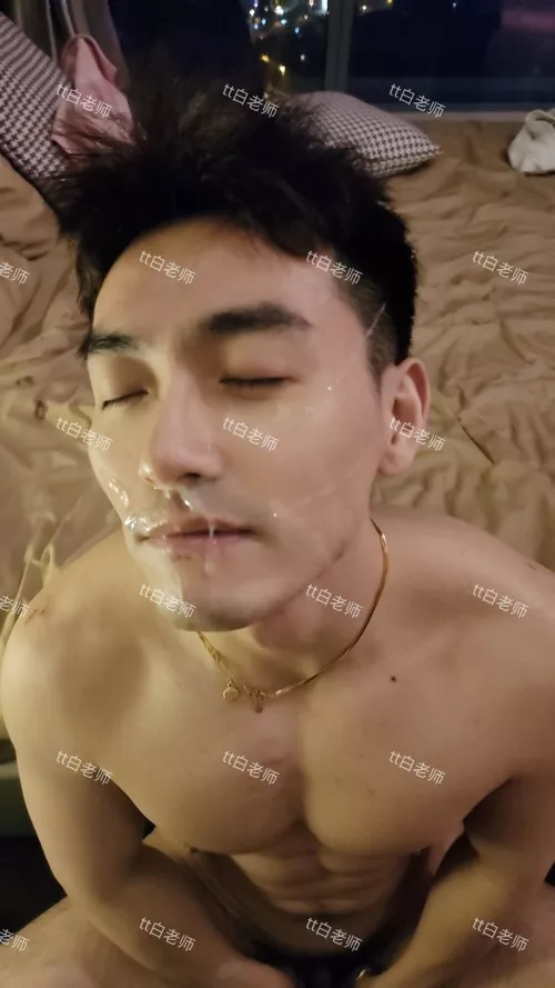 Glazed Gasian by SpikesEvilTwin