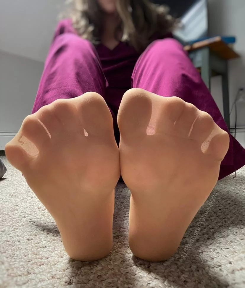 Good morning from pantyhose underneath my scrubs😏 posted by Realistic-Olive-9974