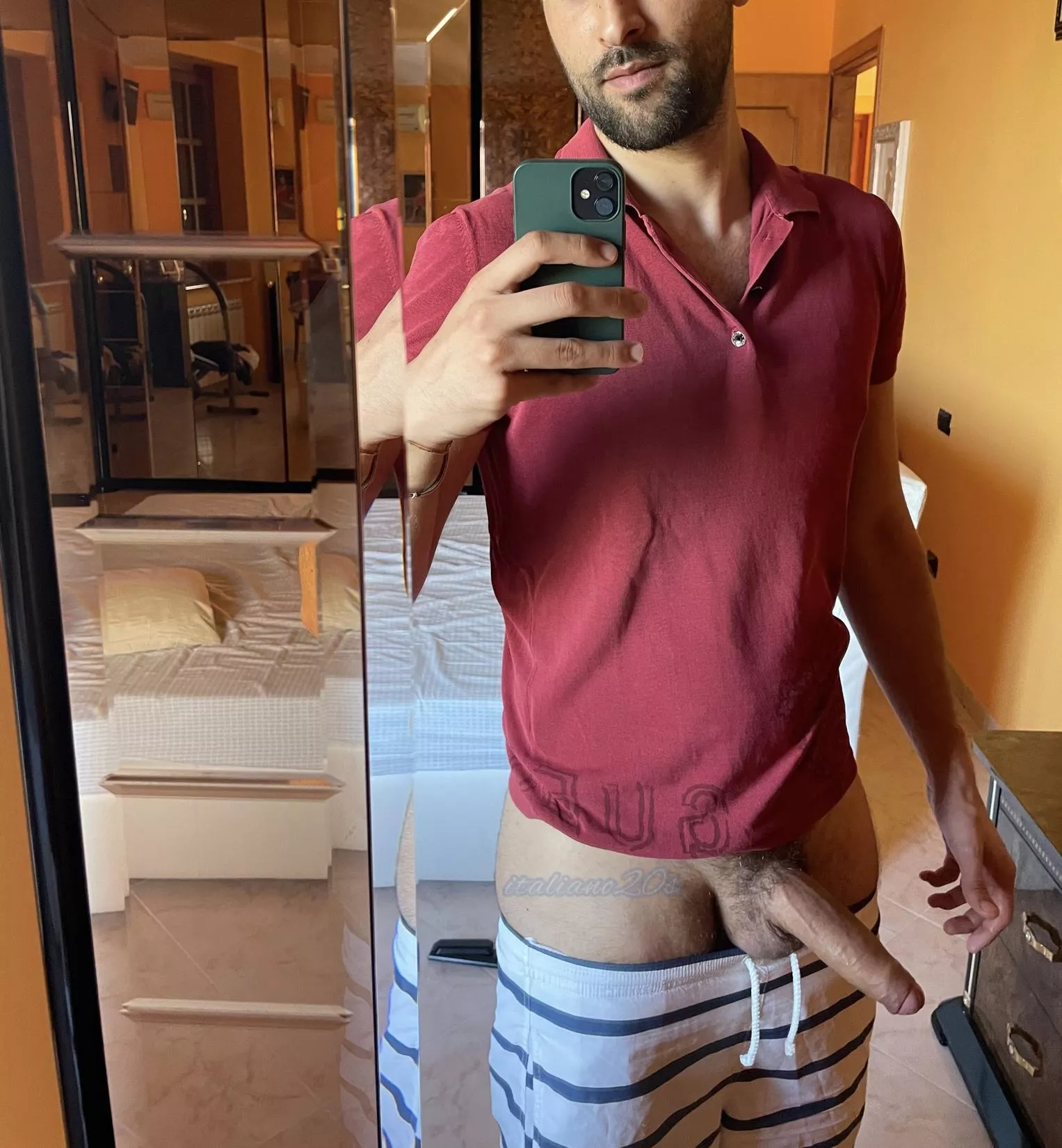 Have you ever tried uncut dick? posted by italiano20s_OF
