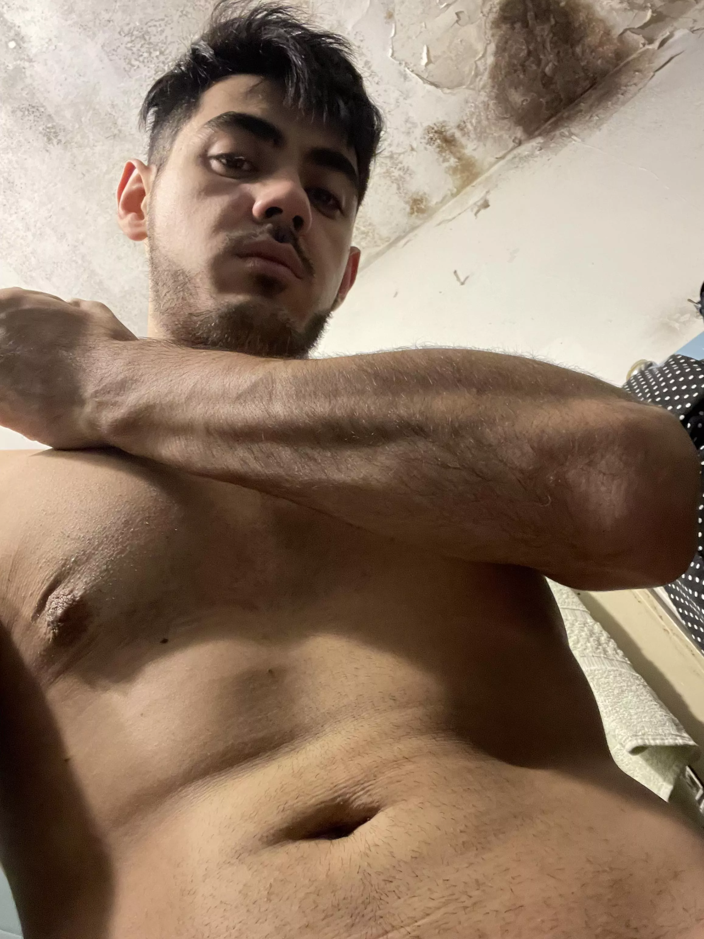 Hello 👋 posted by Sexkinky