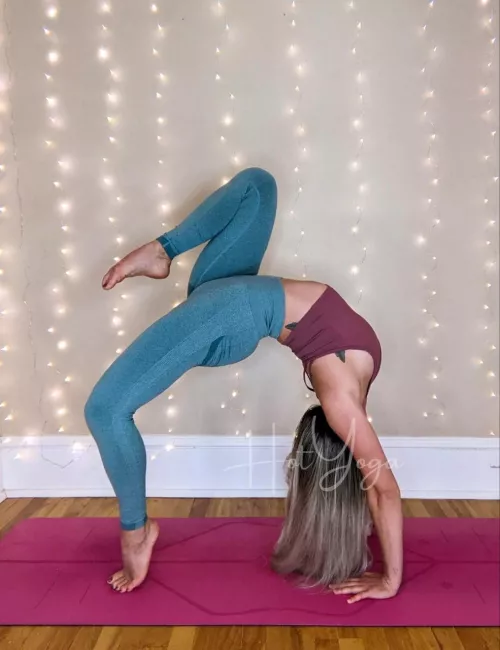 I love stretching like this by hot_yoga