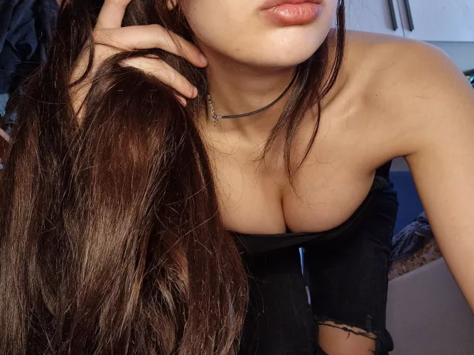 I moved my hair to give you a better view by Suspicious_nirv