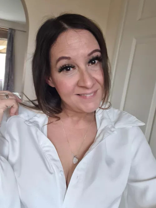 I want to be your favourite milf by hot_milf_milly
