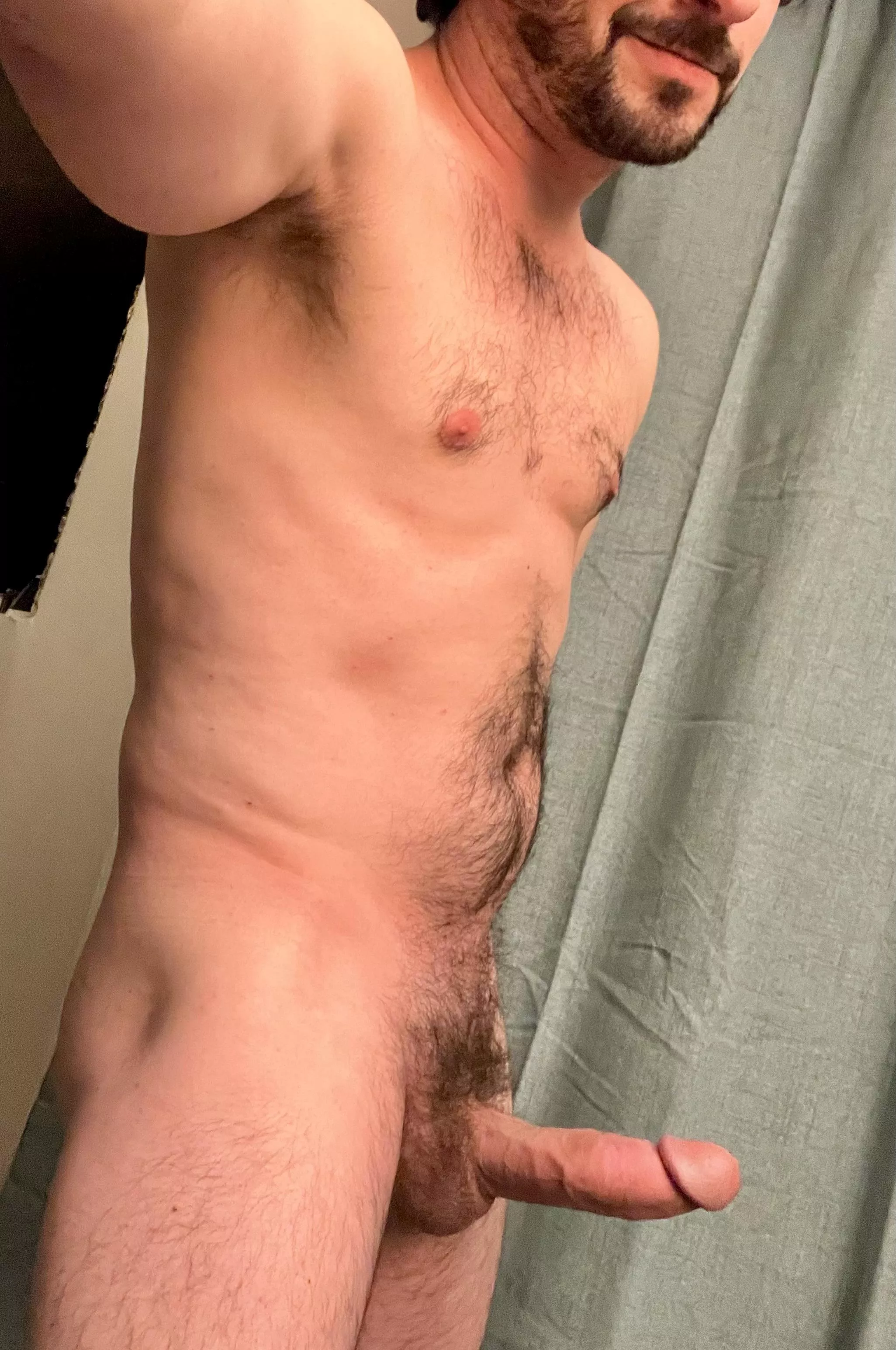 If this beard & boner combo caught your eye, stop and say hi 😏 posted by mavmitchell213