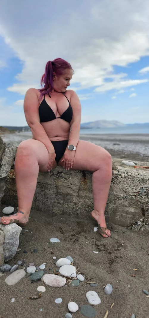 Im so hot and wet by Embarrassed-Goal-851