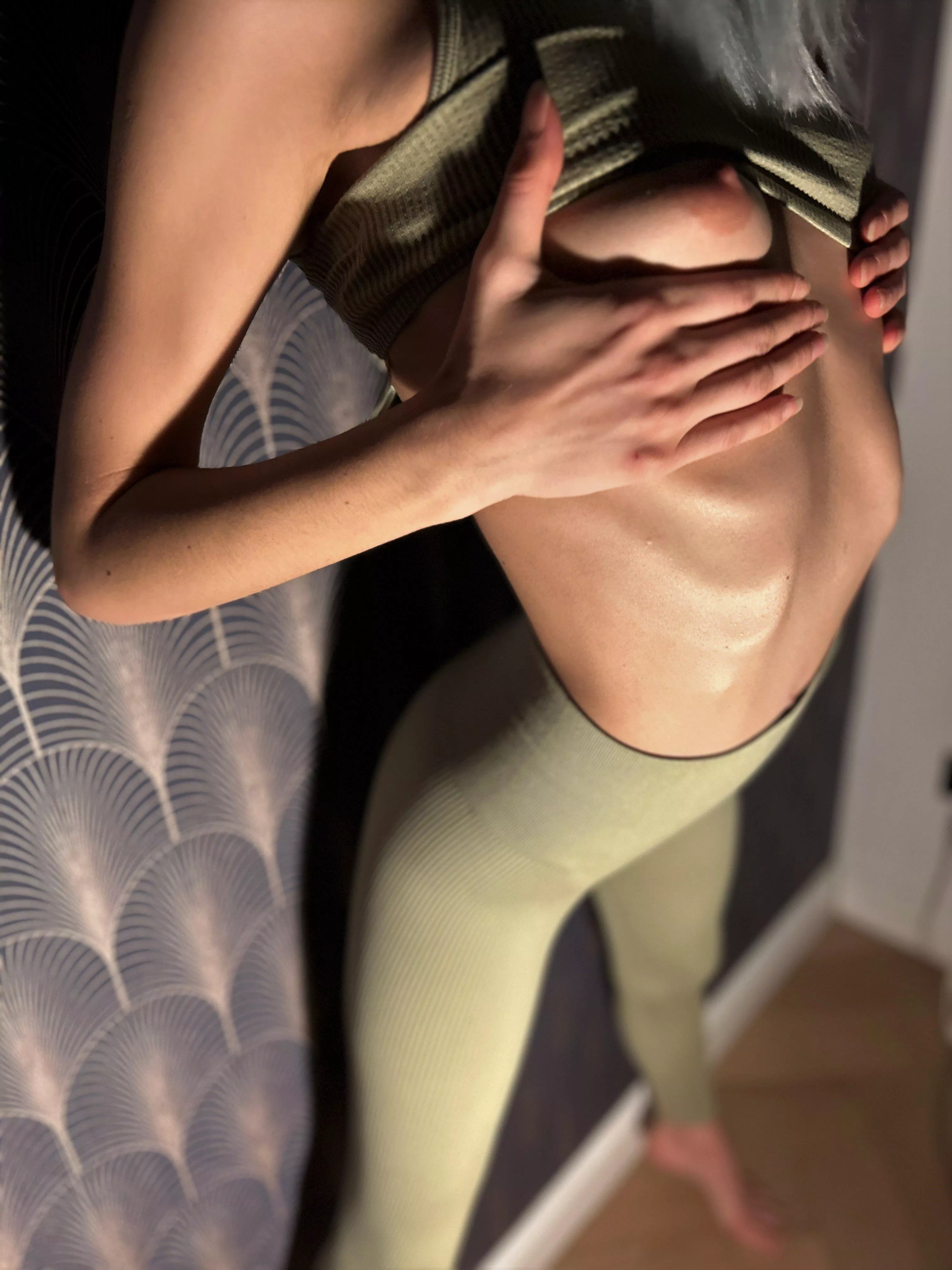 It’s my usual yoga class posted by skinny_slutty_teen