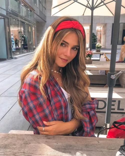 Jessy Hartel. by FormerFruit