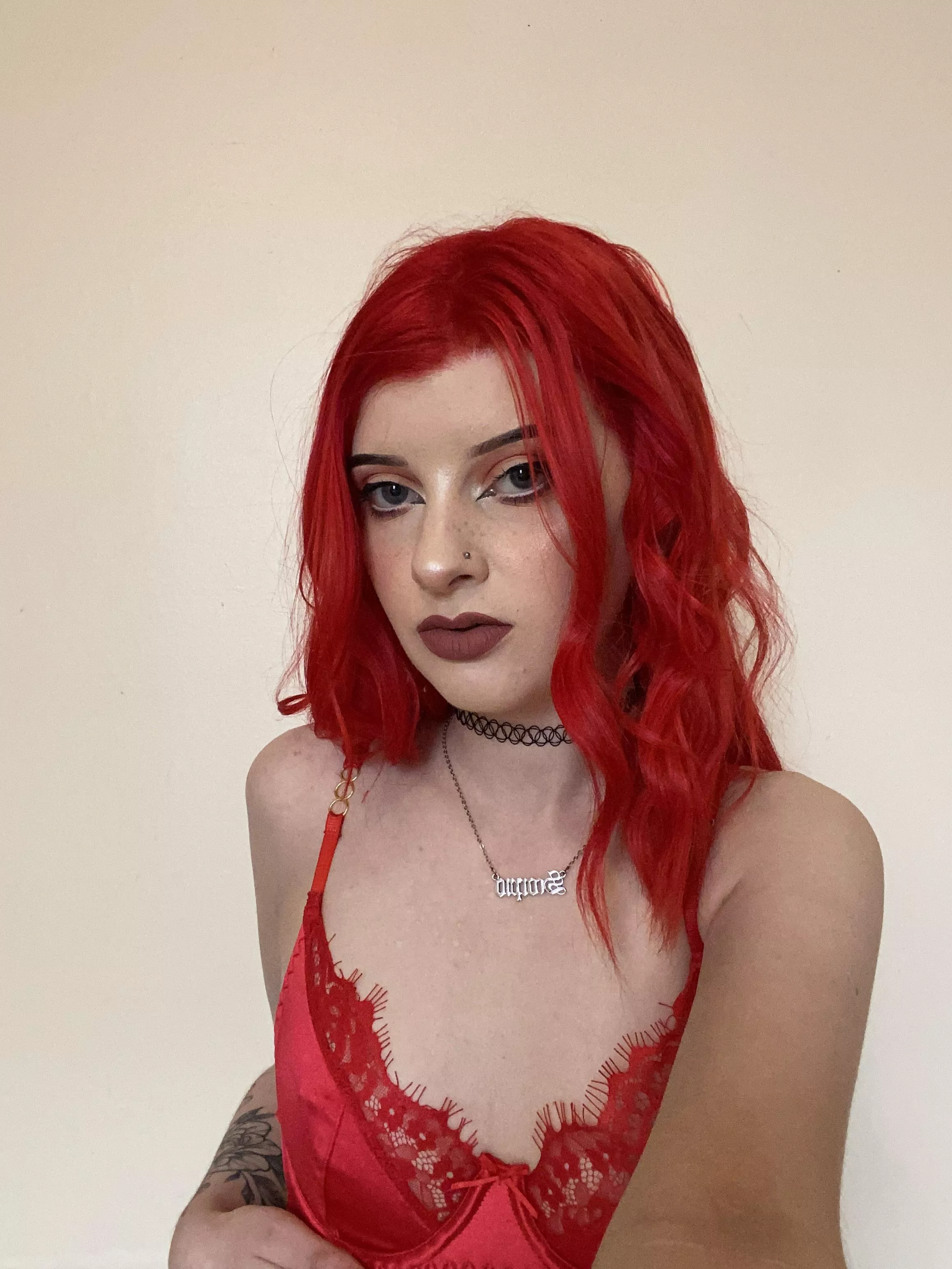 just changed up my hair colour, what do you think? posted by flowrsforvases