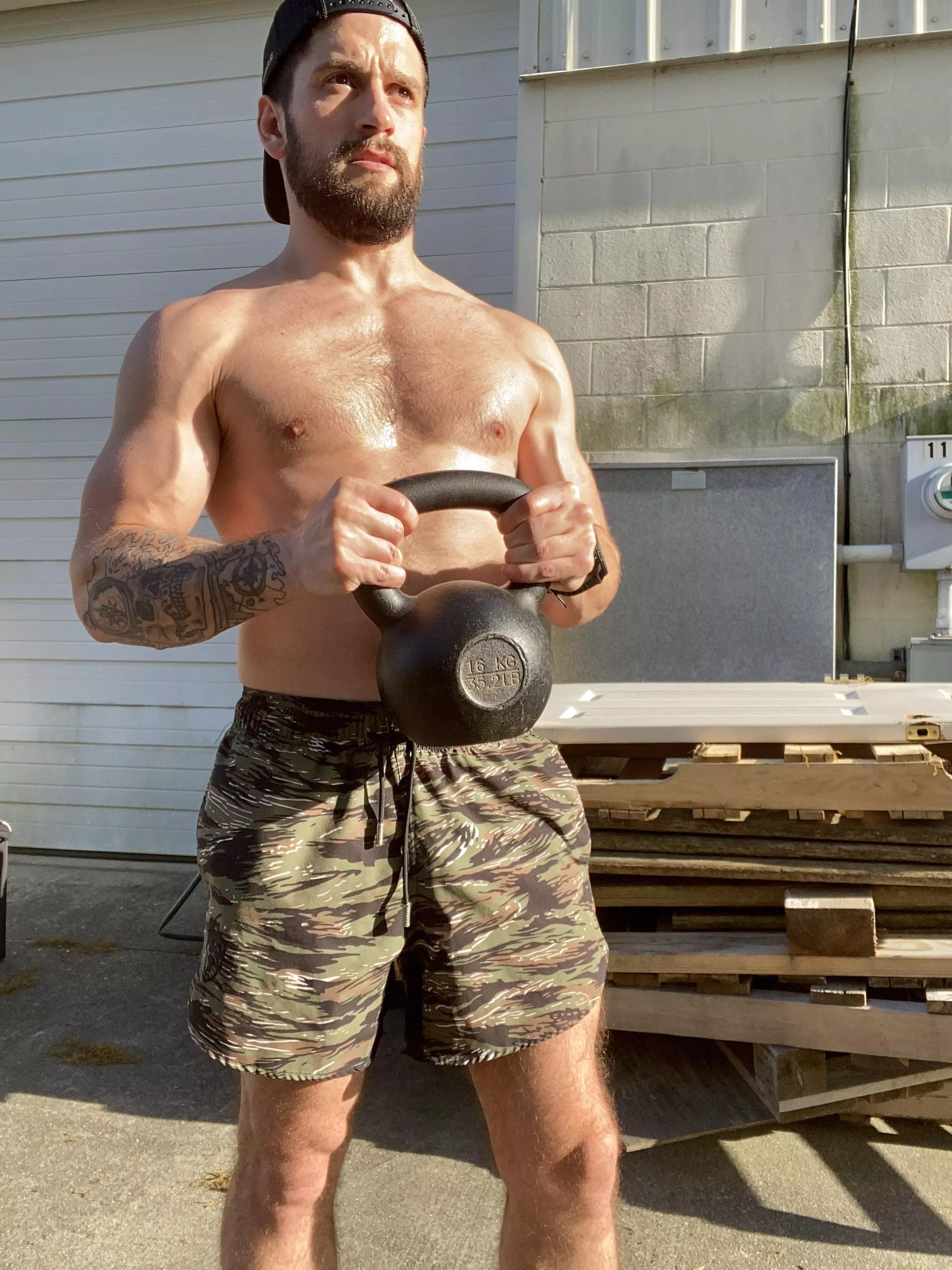 [M] need to show the kettlebell who’s boss posted by C_McMean