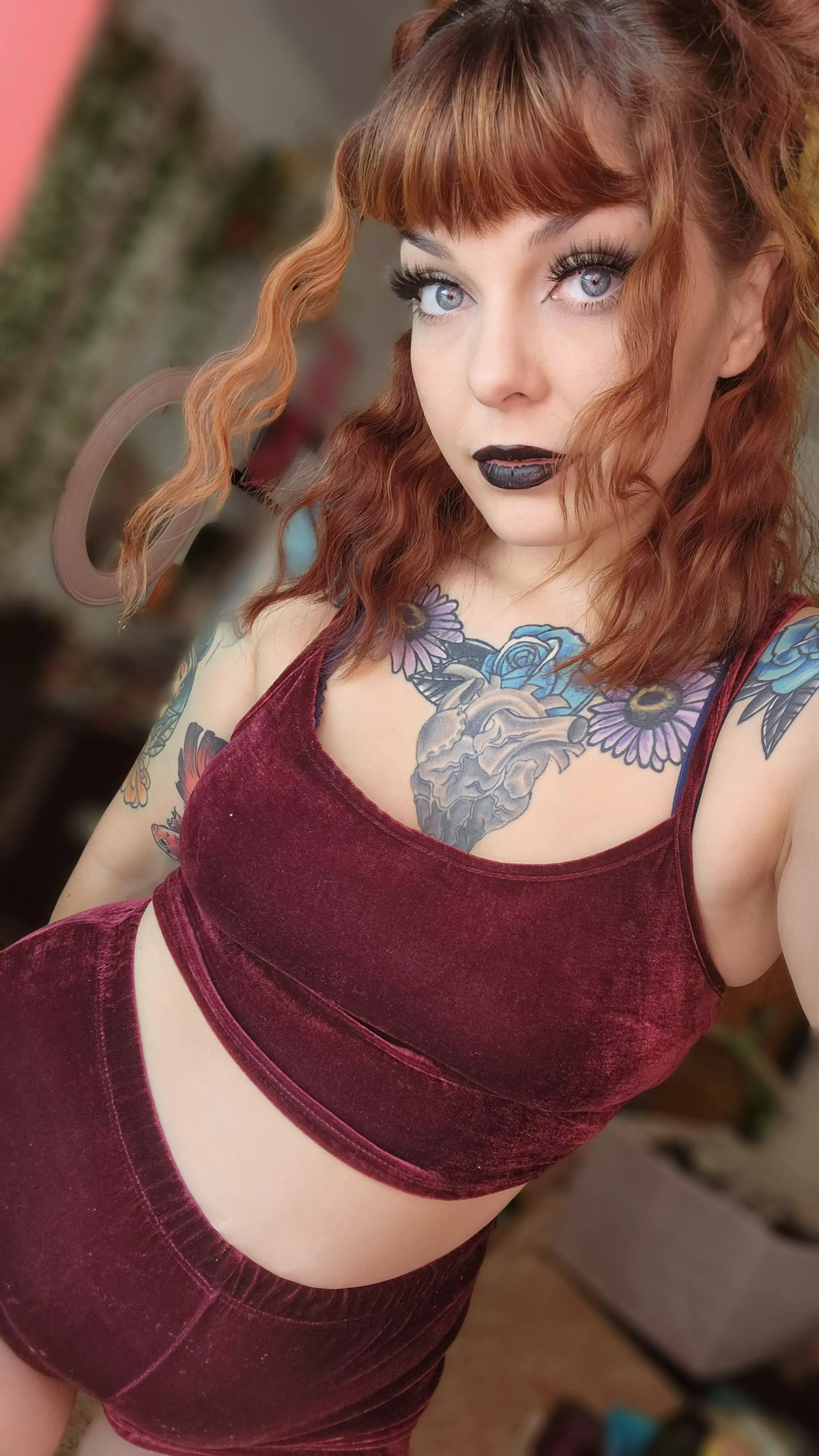 (@naom1cakes69) posted by NaomiCakess