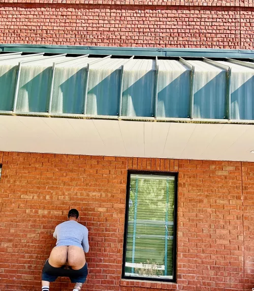 Pit stop during my morning jog, waiting for the blinds to open by Mental-Persimmon-136