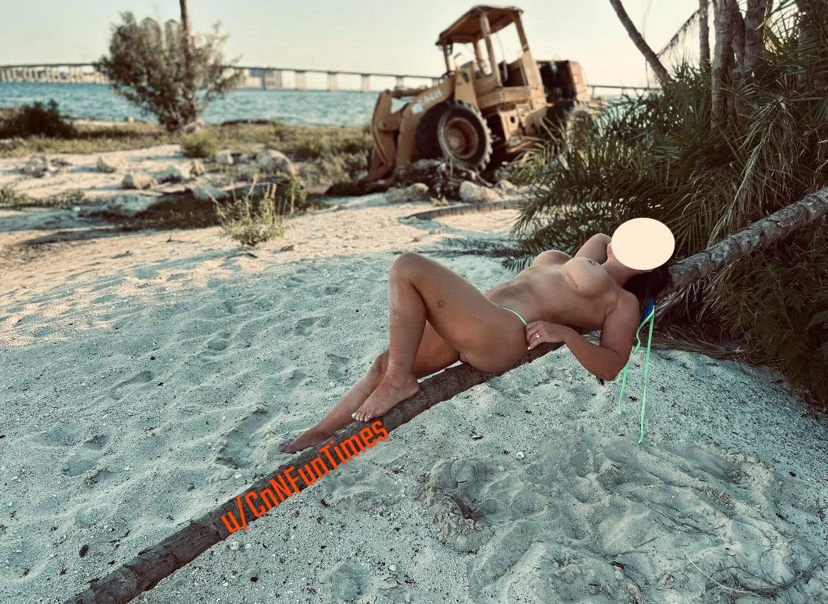 Proud of my beach babe posted by CnN_Funtimes