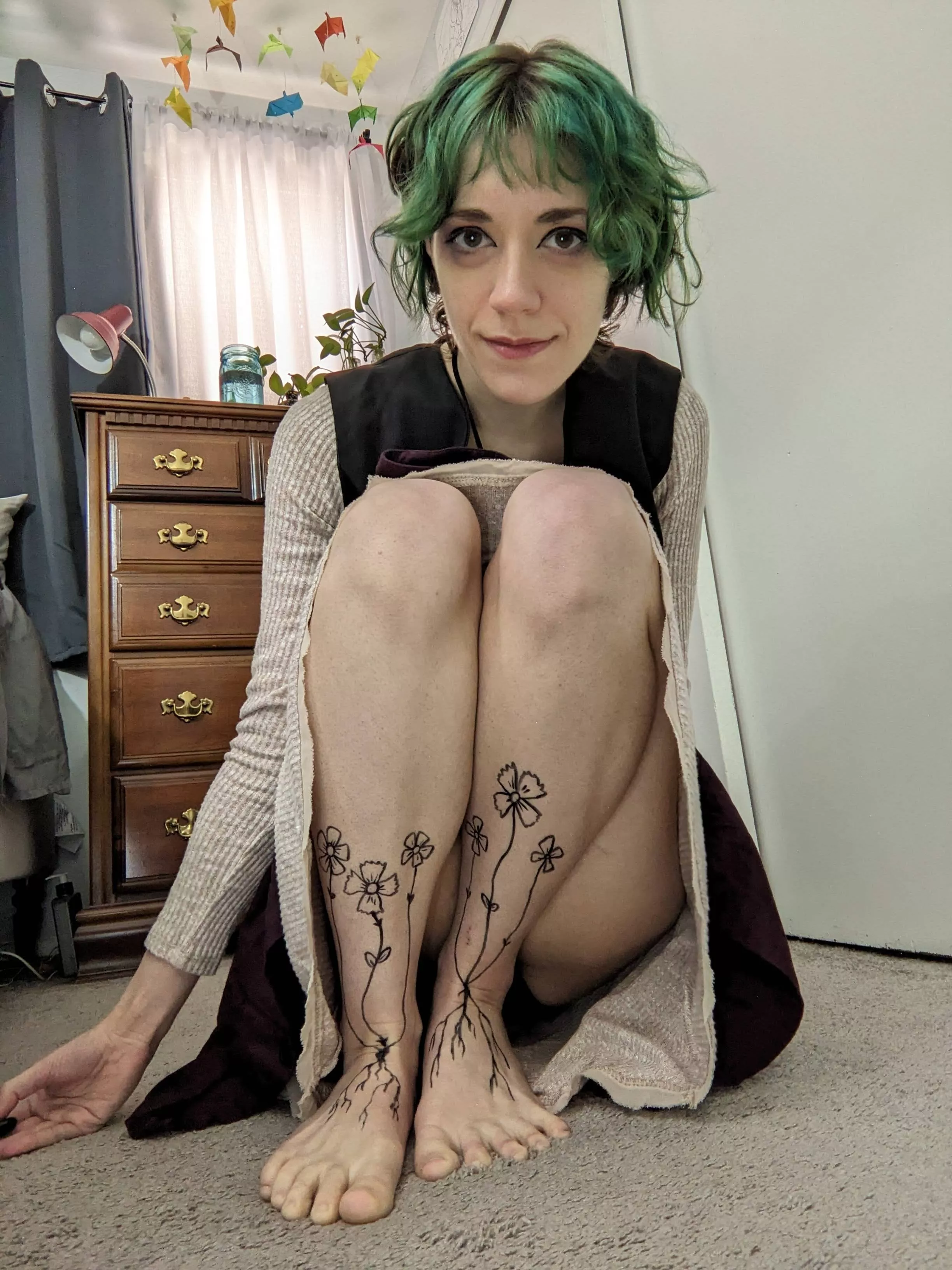 Sneaking a peek? ;) posted by TaylorMorganHi