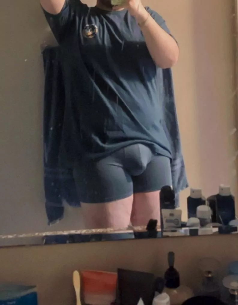 so don’t wanna go to work today posted by g00dnightm00ns