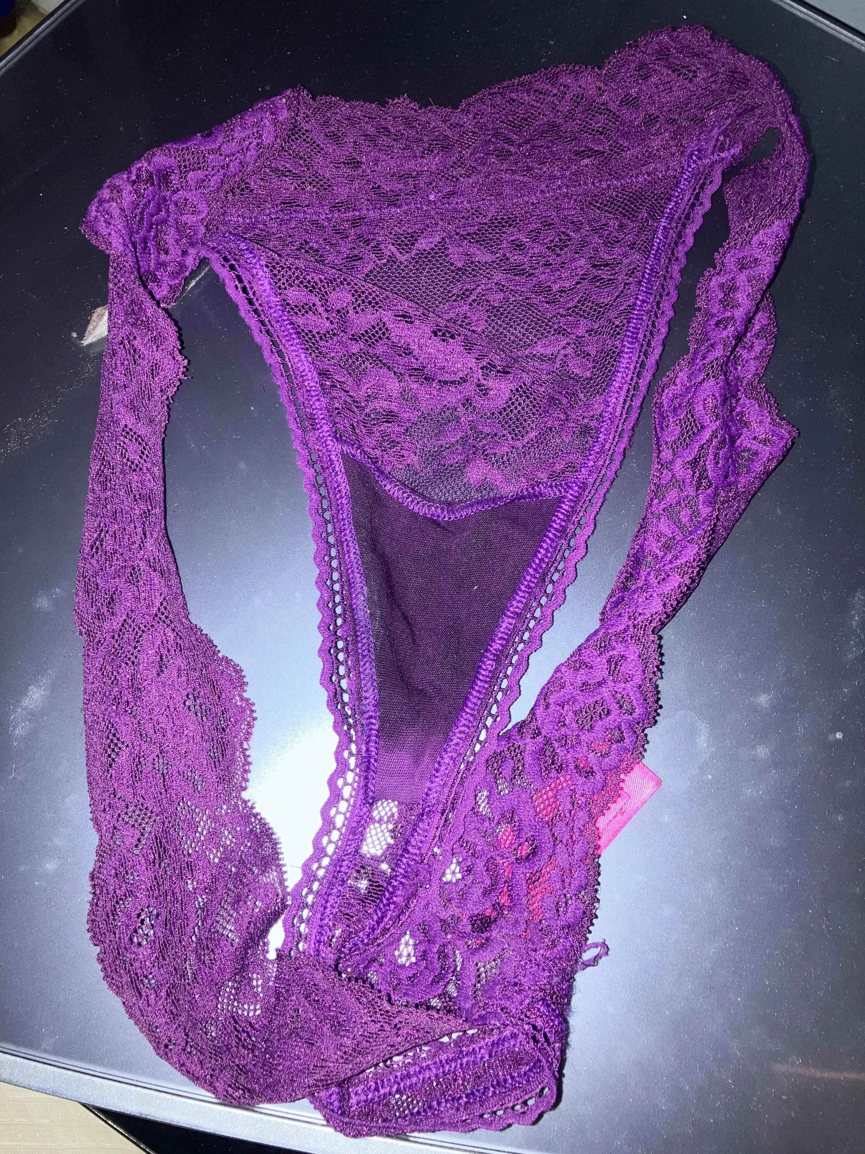 Soaked panties posted by Underthereunderwear1