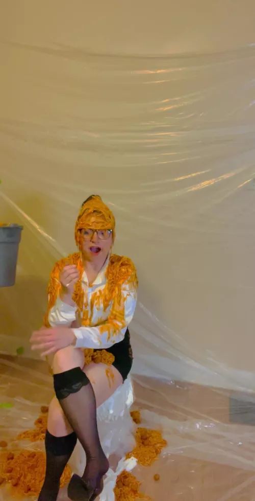 Spaghetti and meatballs dumped by _Anonymous_Account_