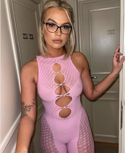 Special kind of fuck toy by Prophet-of-Porn