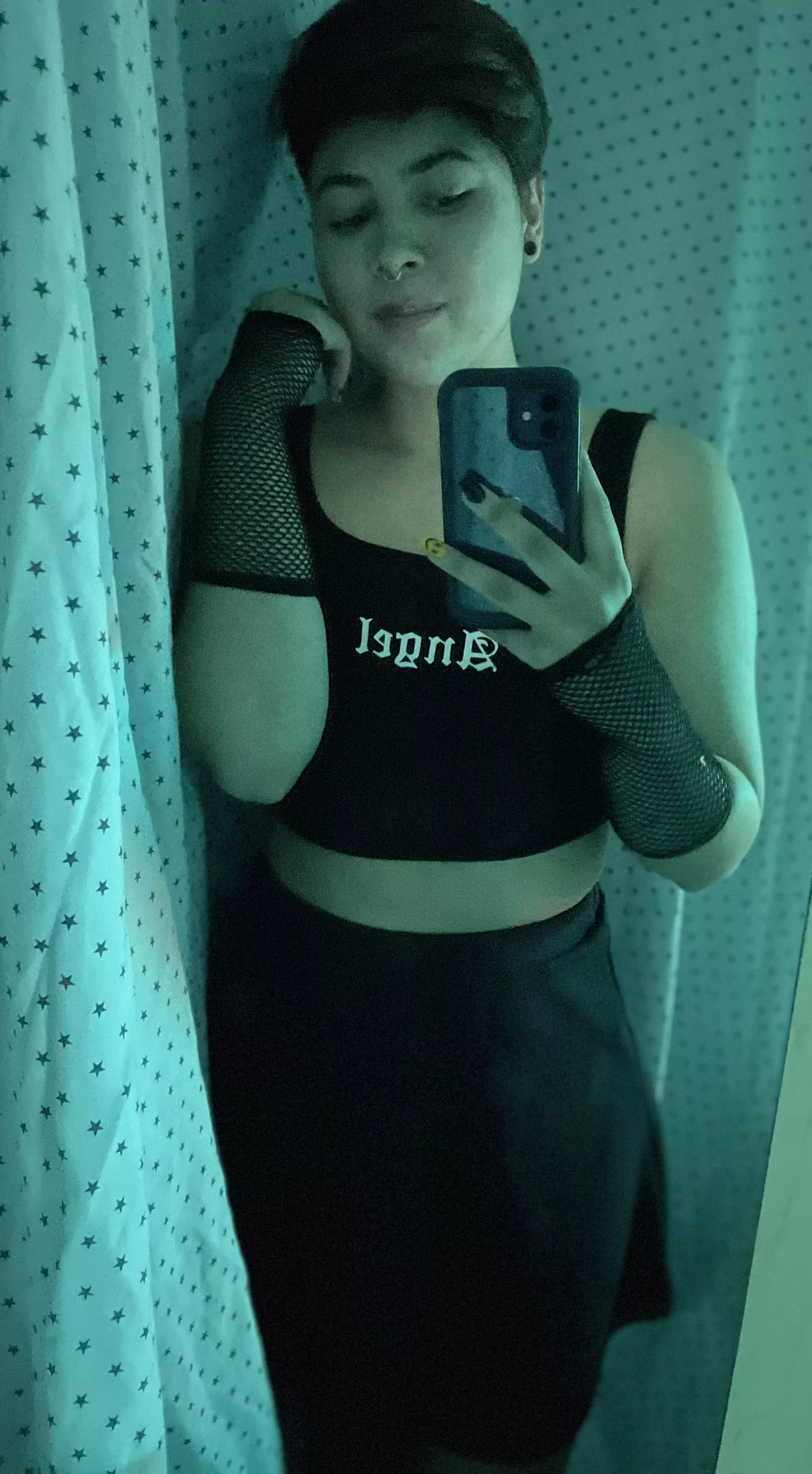 Tell me I’m pretty 💜 posted by Circus_Booty