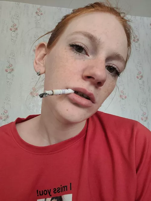 Time to smoke 🚬 by Alice_ginger
