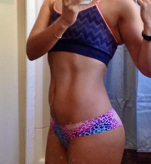 Trying to stay fit ! by Xavvv7