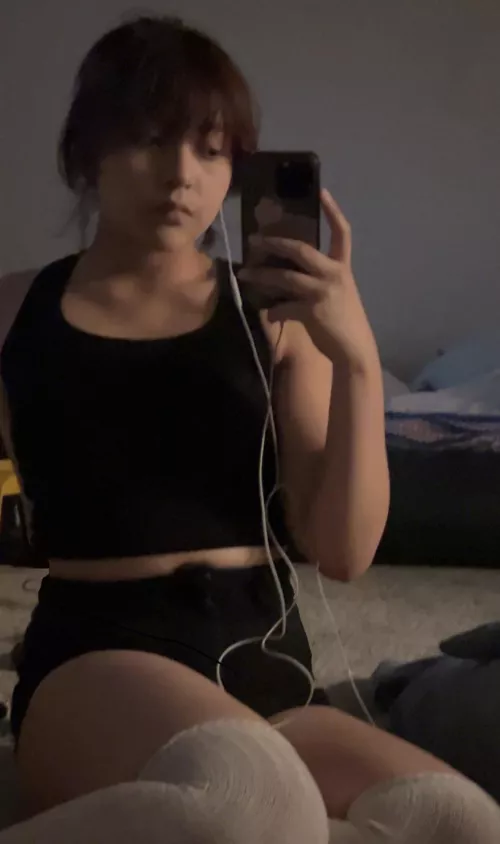 Ugh I want a bf :( by Luci_06