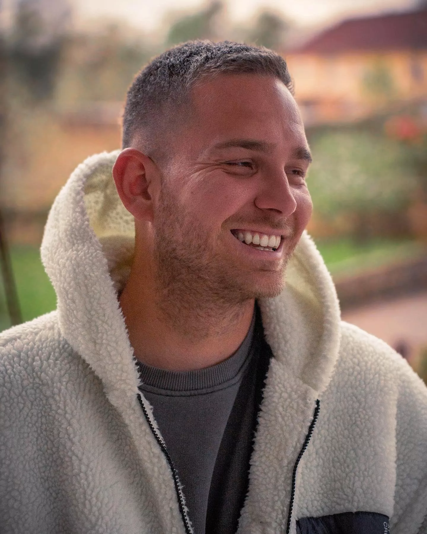 Was always self conscious of my smile, but i think i should embrace it more 🤗 posted by supvicko