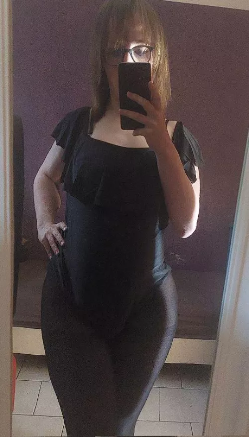 Would I make a good model? 😅 by applepie248