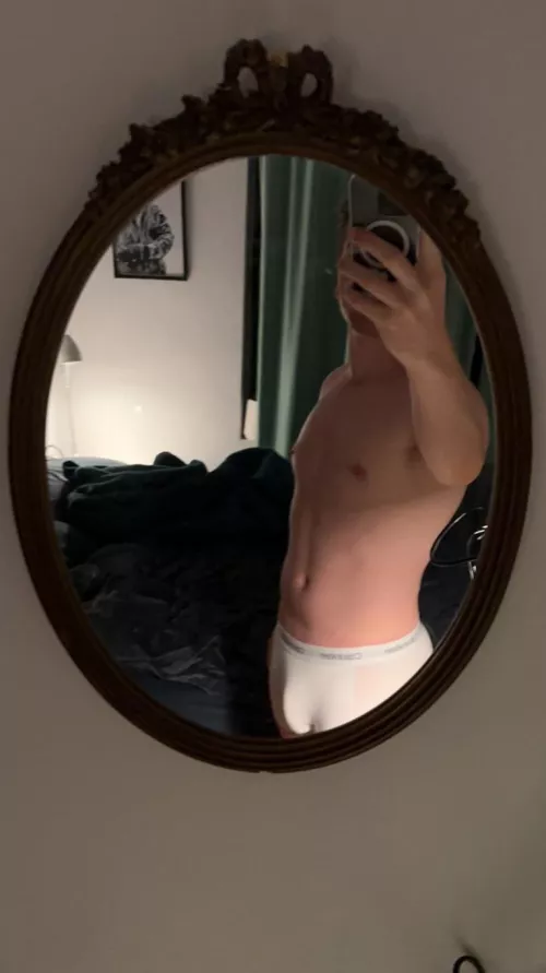 25M up late for a meeting, DMs open. by Dazzling_Bumblebee39