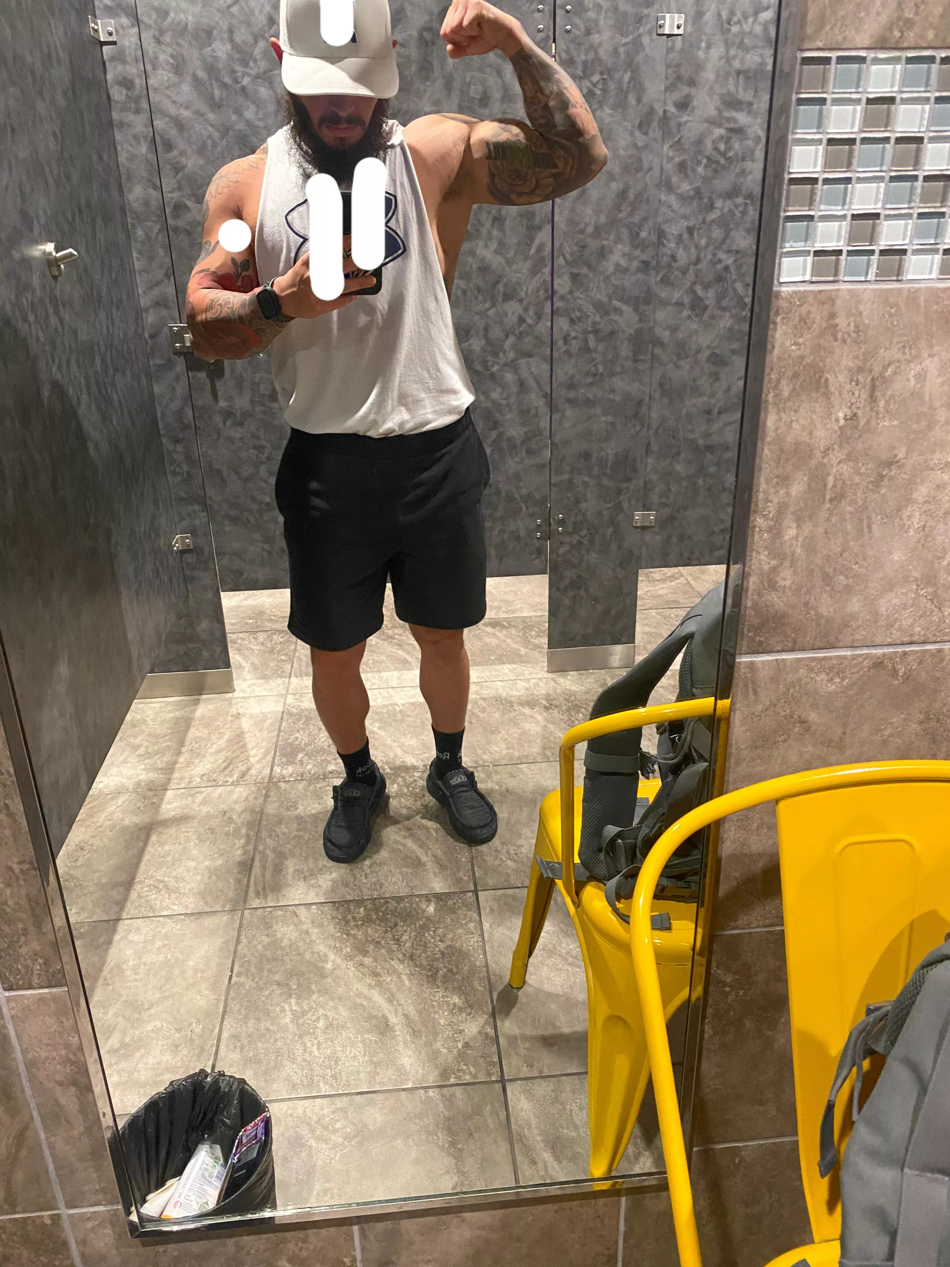 32[M] posted by blackchevyy90