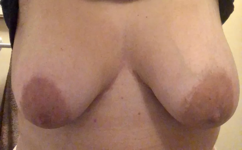 Are my big brown Greek Milf areolas still sexy? by NewToThis365