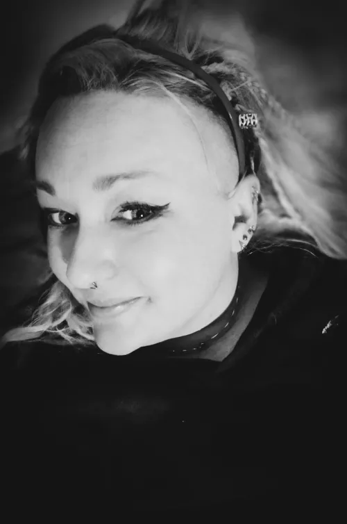 Be a cupcake in a world full o muffins. by RachelSquirts_1104